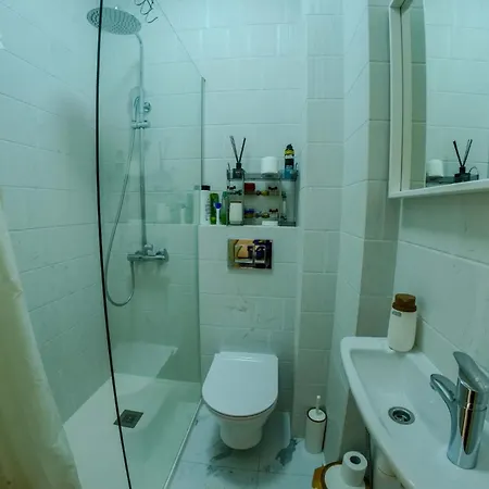 Апартаменты Small But Comfy Flat In The Old Town Center Vip *