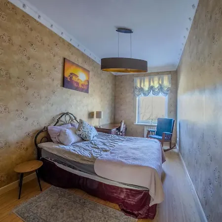 Апартаменты Small But Comfy Flat In The Old Town Center Vip